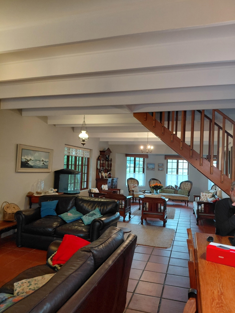 5 Bedroom Property for Sale in Fynbosstrand Western Cape